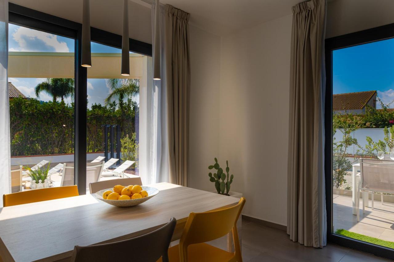 Gelso Bianco Boutique Apartment Campofelice Di Roccella