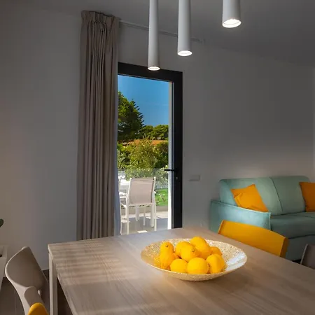 Gelso Bianco Boutique Apartments Campofelice Di Roccella Exterior photo